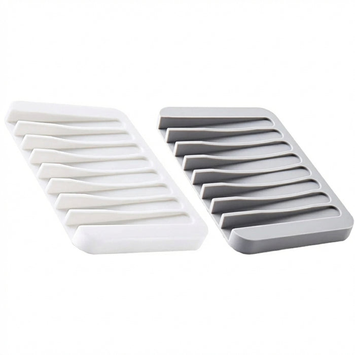 Silicone Self-Draining Soap Dish — Anti-Slip Soap Holder (11.5×8×1cm)